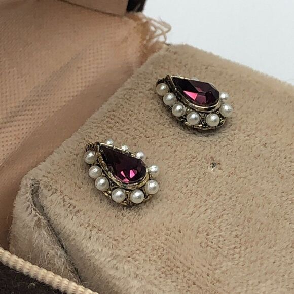Vintage Pear Cut Amethyst Rhinestone Earrings w Seed Pearl Halo Original Box - Picture 4 of 5